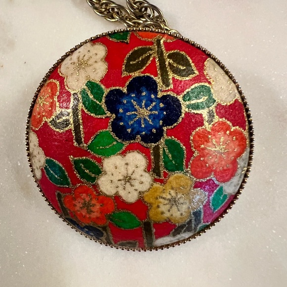 Vintage Floral Enamel Pendant Necklace - Picture 1 of 3